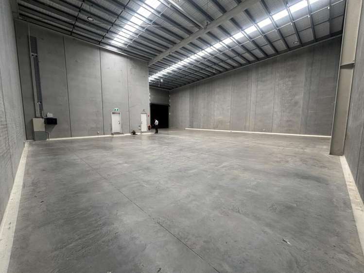 2/5 Northside Drive Westgate_5