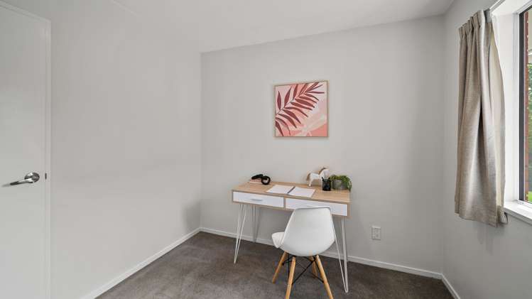 4 Fountainhead Lane Hillmorton_17