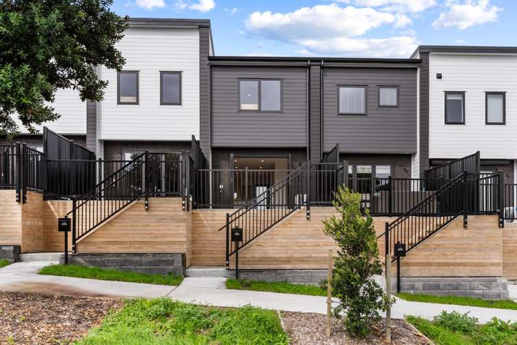 7/10 Ngaroma House Way Hobsonville_14