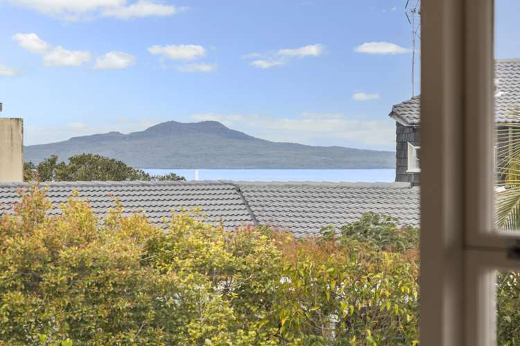 1b Churchill Road Murrays Bay_8