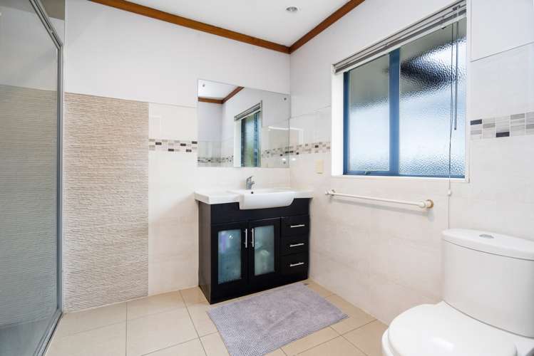 212a Fairway Drive Kamo_16