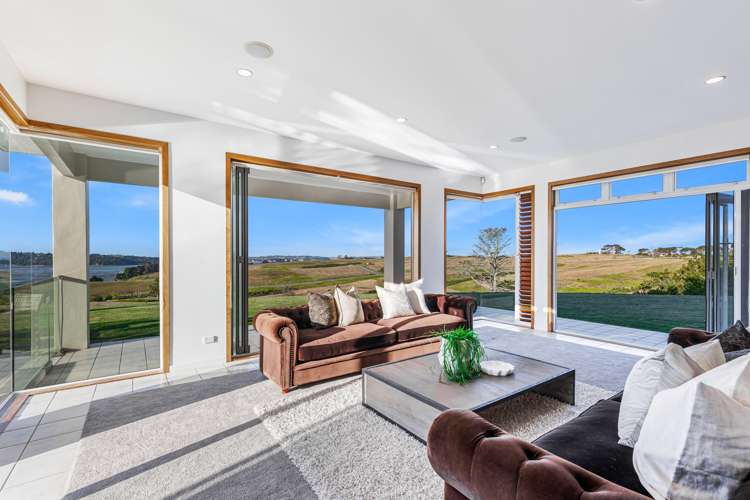 189 Vaughans Road Okura_14