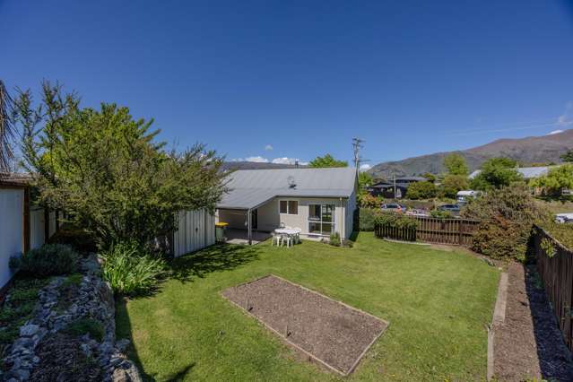 9 Anderson Road Wanaka_2