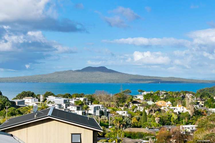 9 Peter Terrace Castor Bay_1