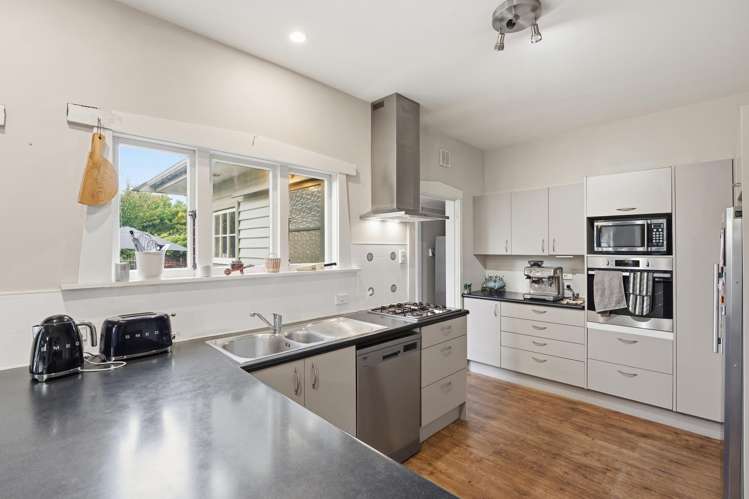 218 Barrington Street Somerfield_1