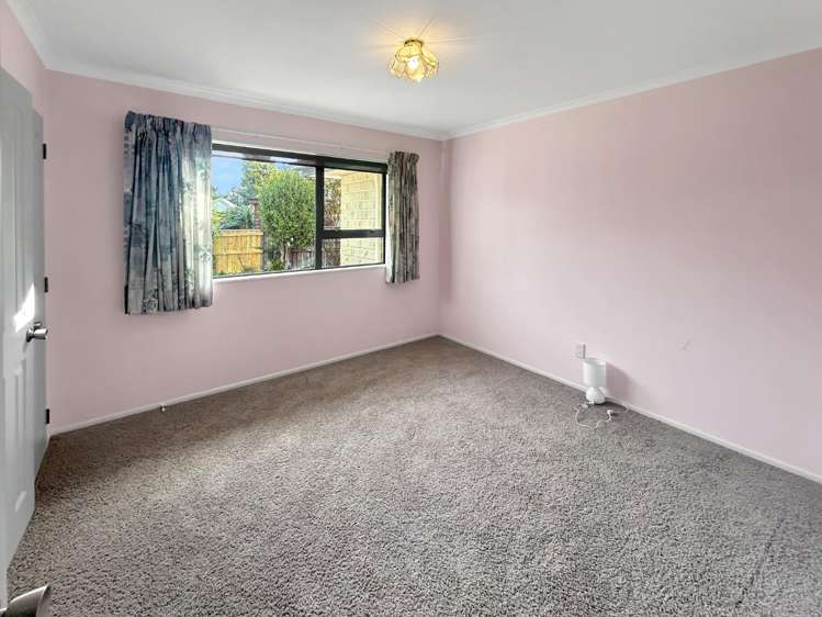 15 Cody Crescent 10754_10