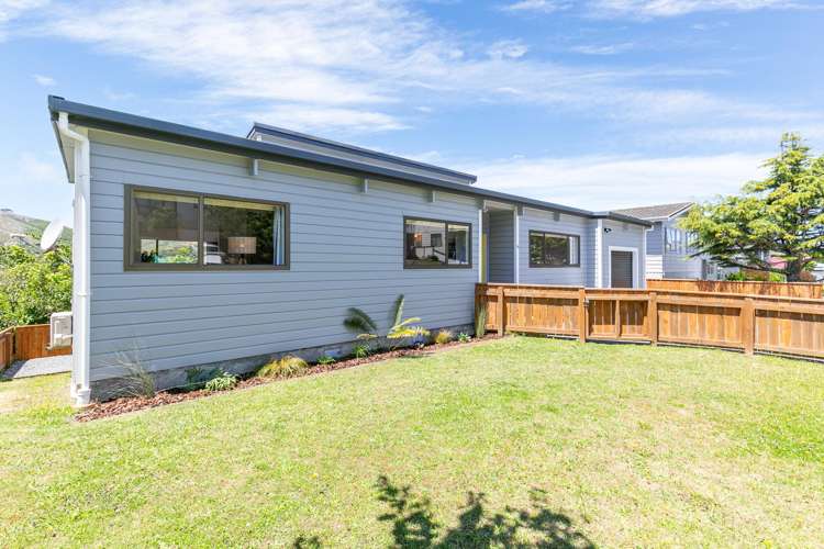 81 Fyvie Avenue Tawa_17