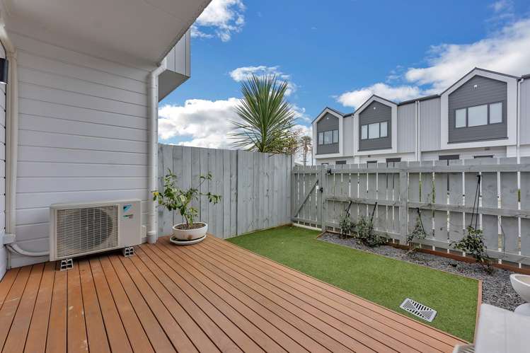 7/66 Swanson Road Henderson_1