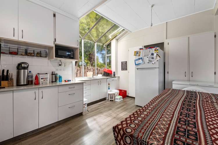 100 Ranolf Street Glenholme_3