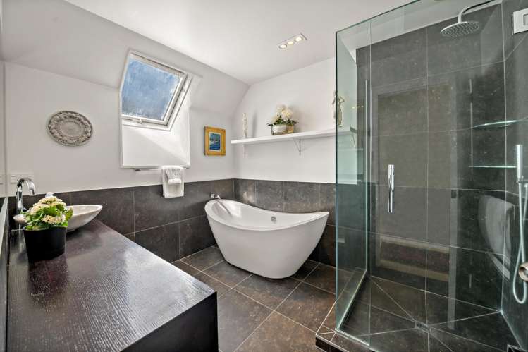 2/2 Kenny Road Remuera_16