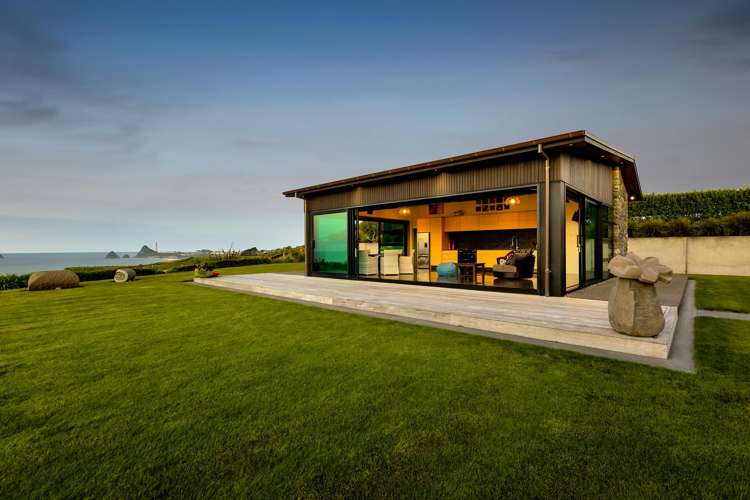 24 Washer Road Omata_33