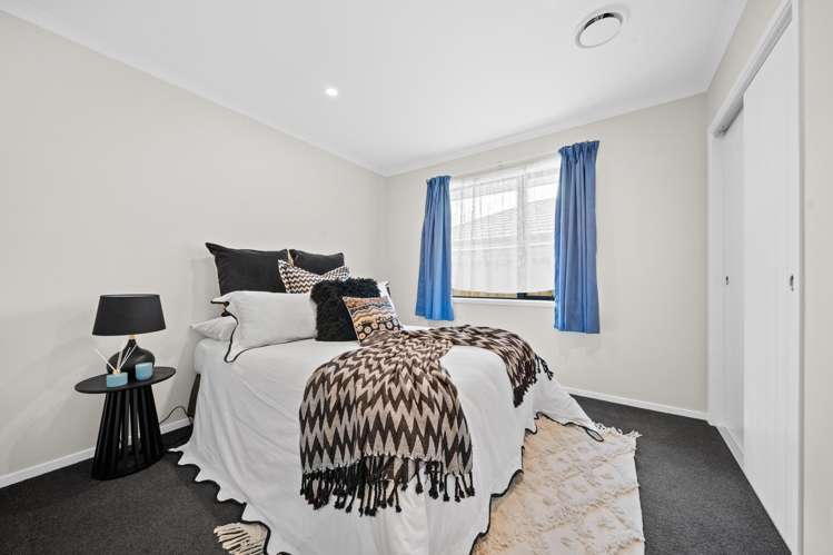 21 Maple Grove Solway_11