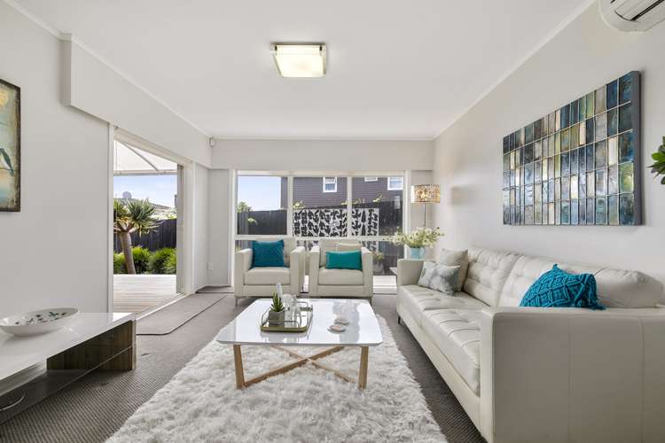 15 Miltonia Avenue Te Atatu South_2