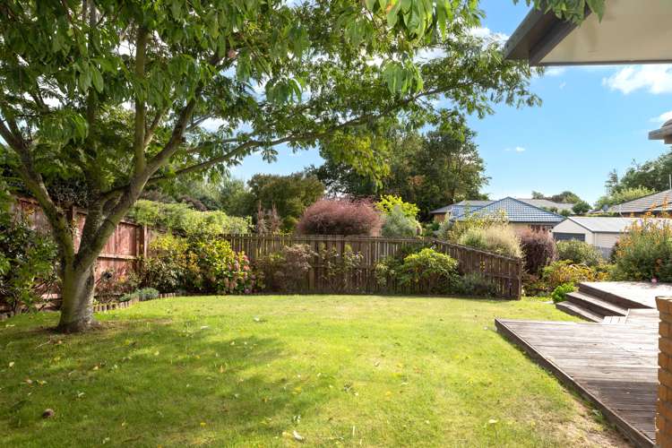 4 Skylark Lane Woolston_26