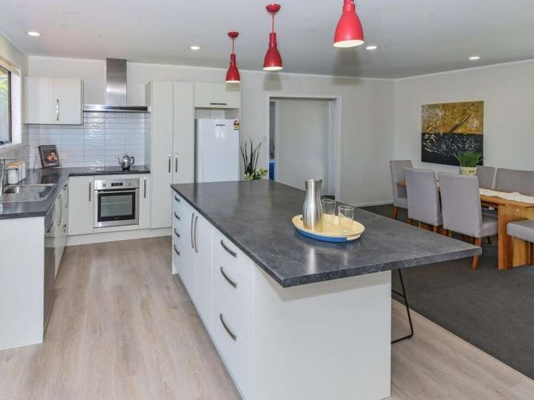 7 Orville Place Mangere_5