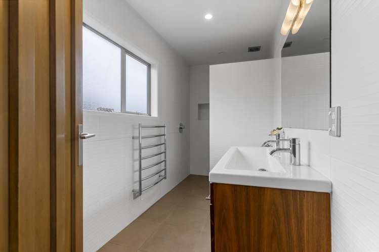 28 Tirotai Crescent Westmere_15