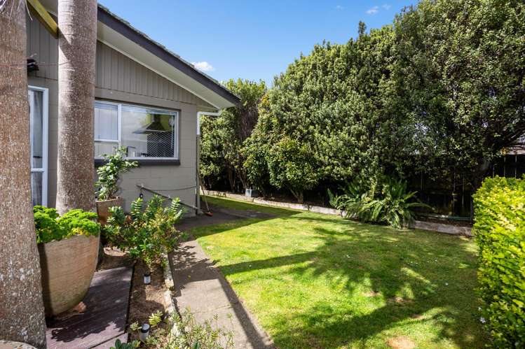 28 Wairau Avenue Avondale_17