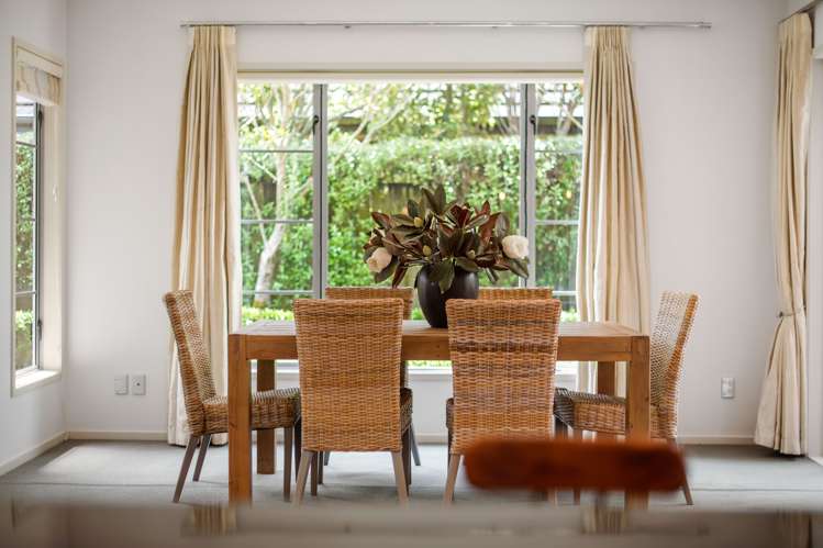 43 The Esplanade Huntington_16