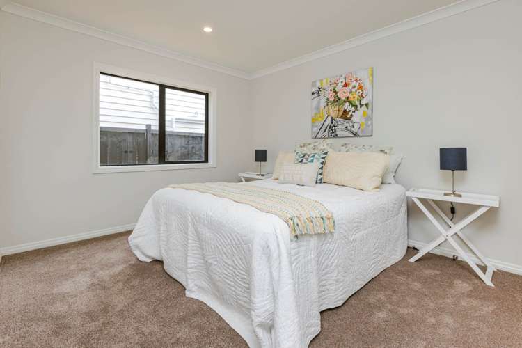 16 Castlebane Drive Flat Bush_17