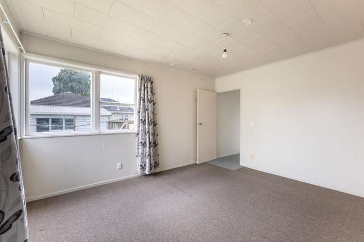 338A Tremaine Avenue Takaro_9