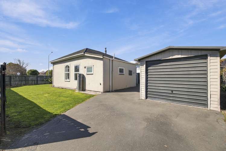 732 Ferry Road Woolston_2