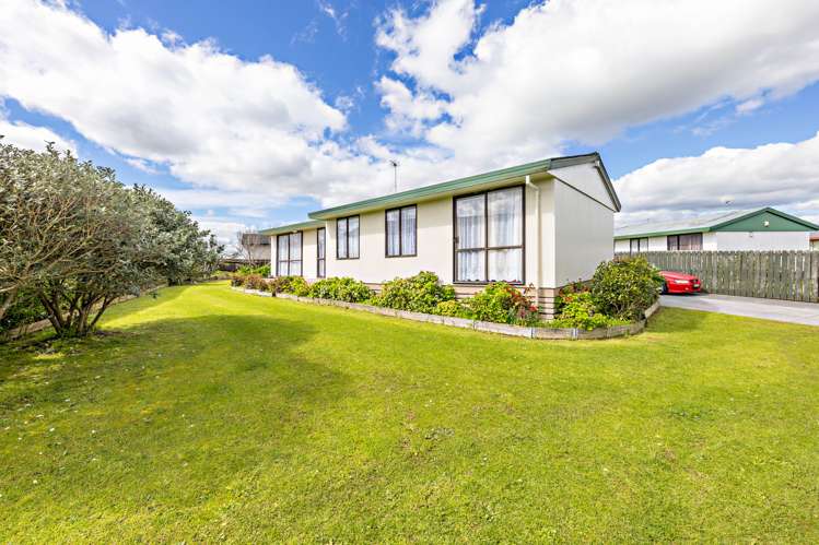 27 Barneys Farm Road Clendon Park_0