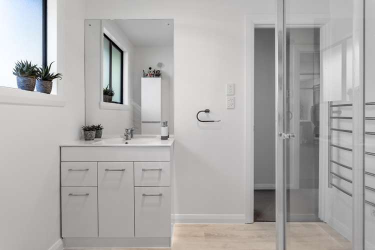 5a Gilbert Street Amberley_10