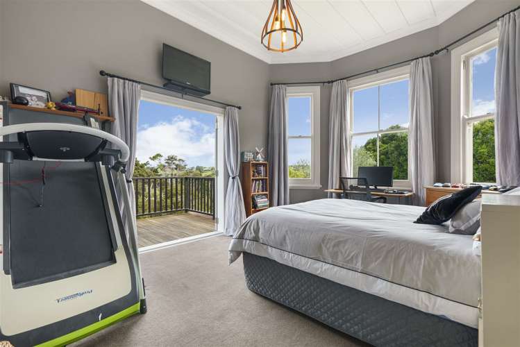 149 Whangaparaoa Road Red Beach_14