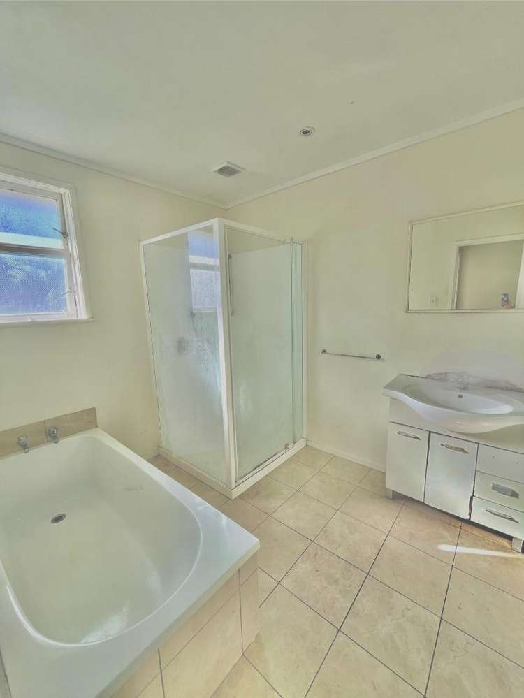 13 Chelburn Crescent Mangere_6