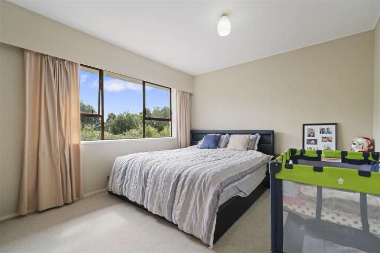 2/15 Locke Avenue Mount Roskill_6