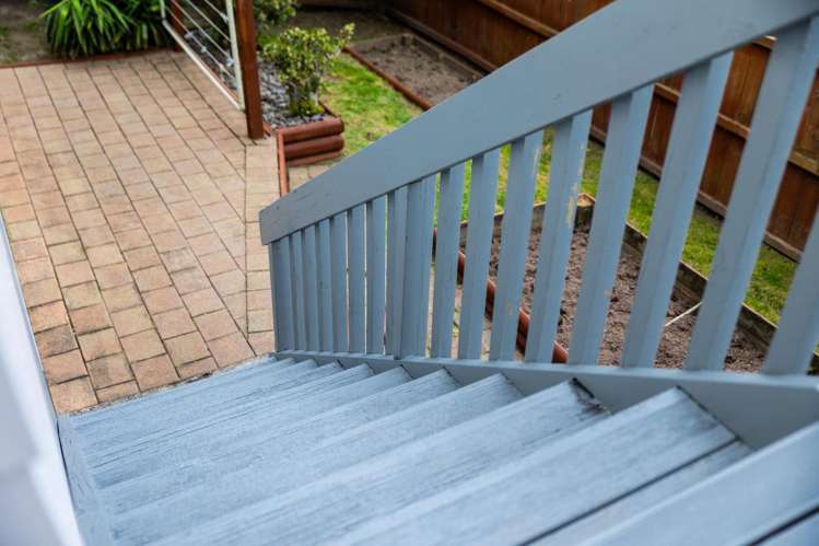 24 Halloran Place Massey_21