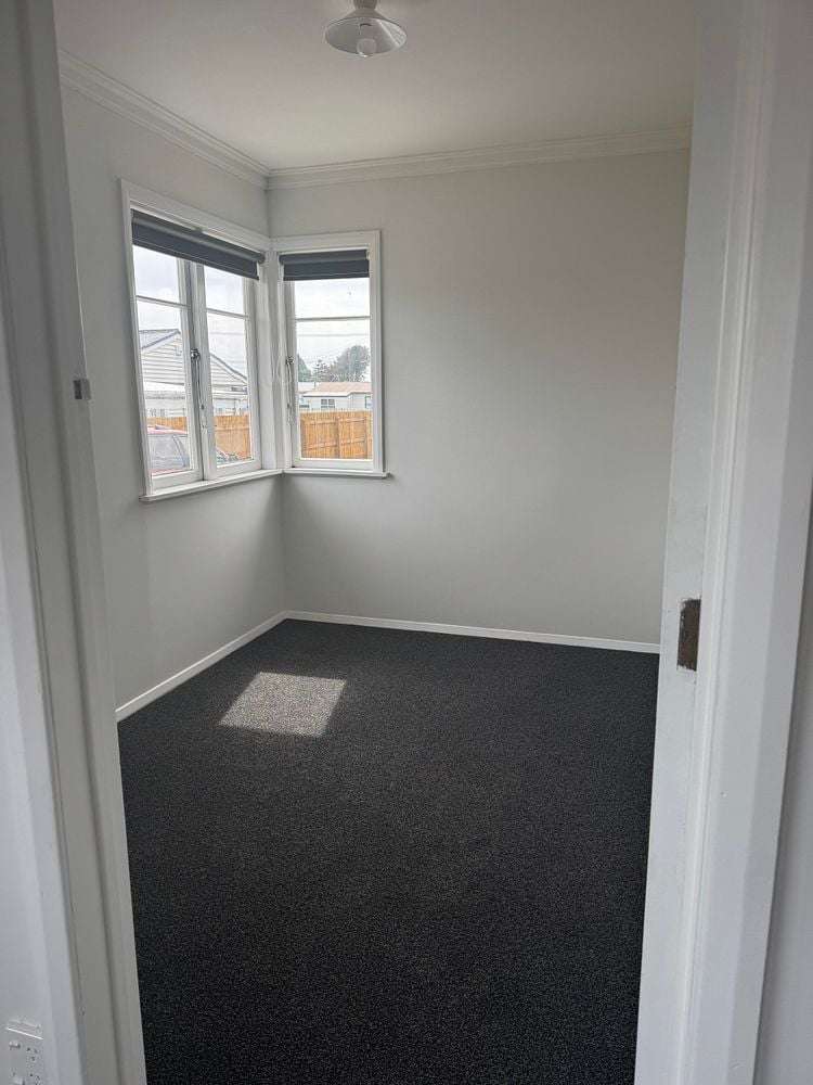 616A Queen Street East Levin_9