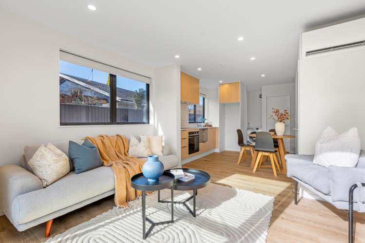 4 & 5/12 Newbridge Place Ilam_6