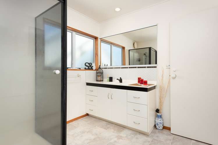 63b Goods Road Otumoetai_16