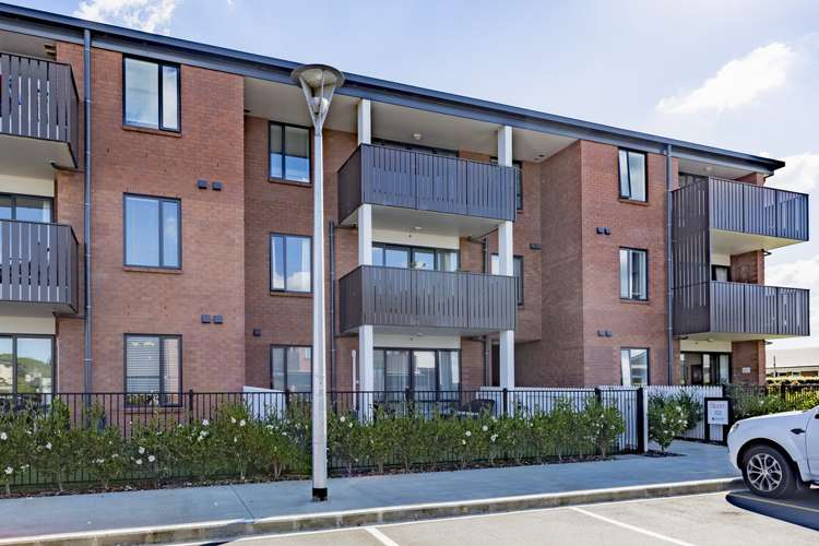 104/102 Edinburgh Street Pukekohe_1