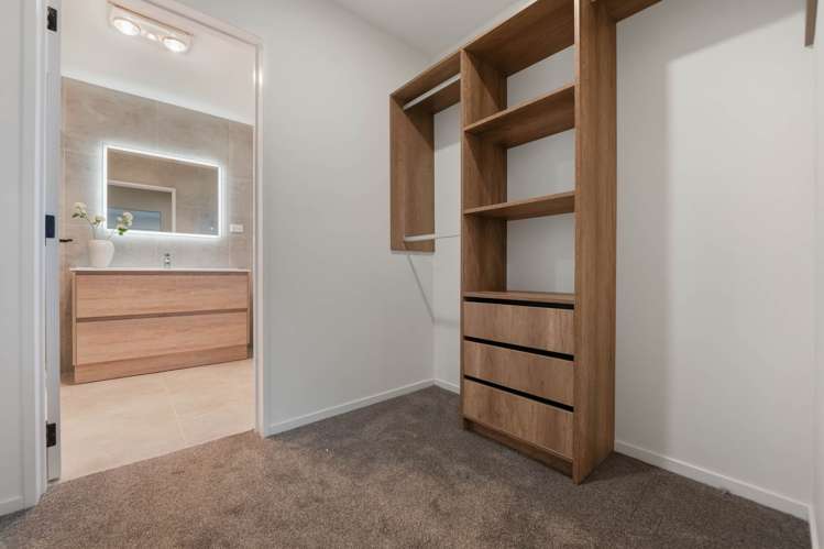 10 Alluvial Street Flat Bush_20