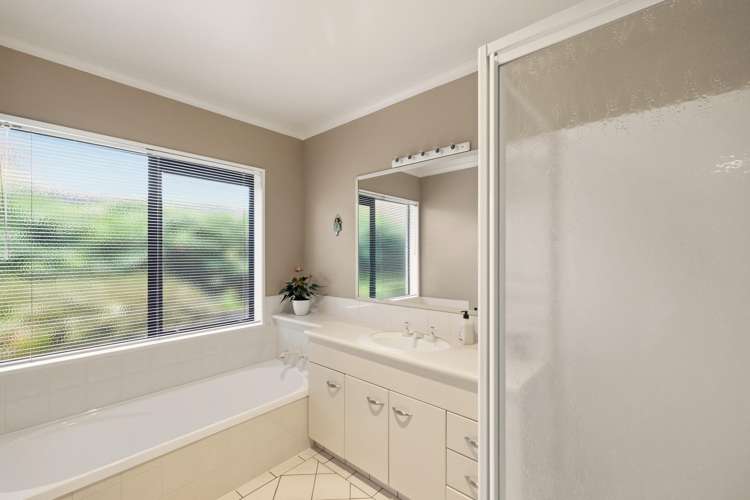 61 Stableford Drive Pyes Pa_21