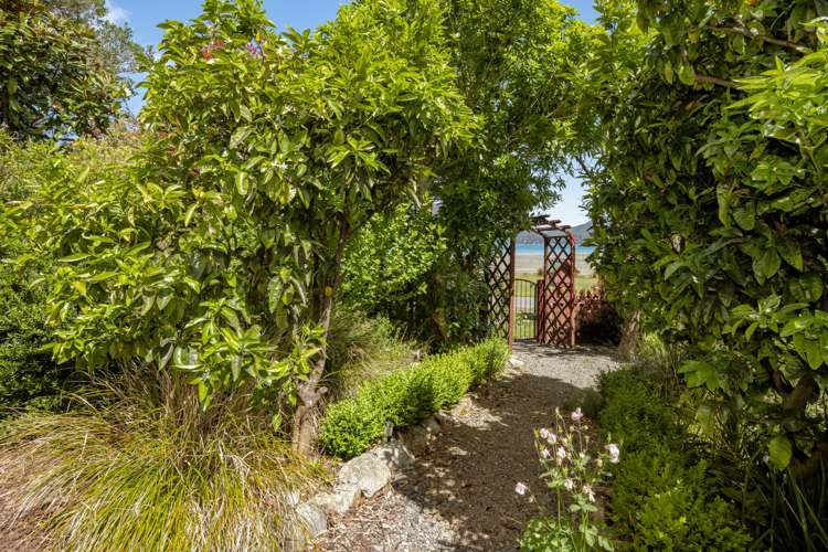 5732 Kenepuru Road Kenepuru Sound_5