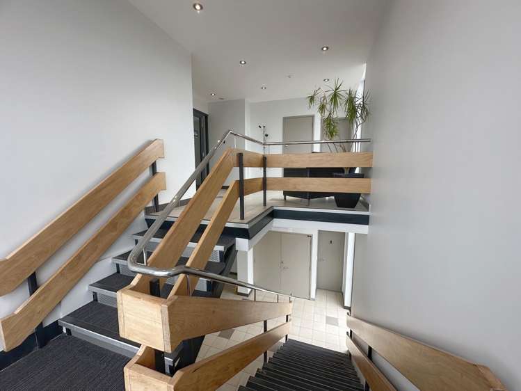 19 Byron Avenue Takapuna_3