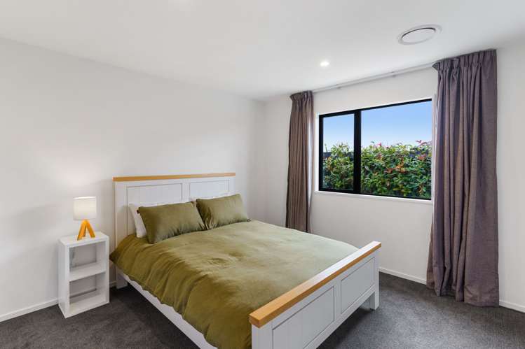 196 Southfield Drive Lincoln_17