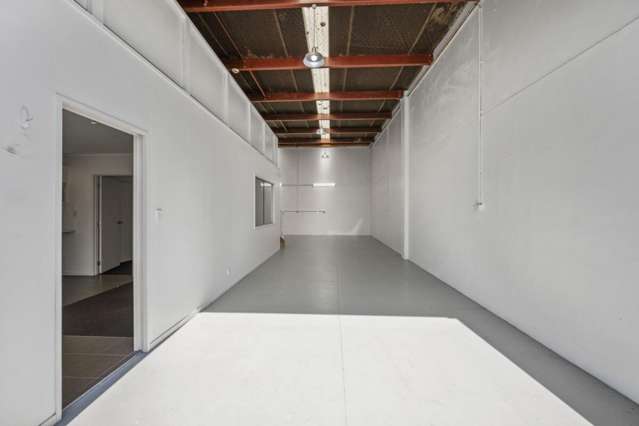 Unit 8, 33 Elizabeth Knox Place Saint Johns_4