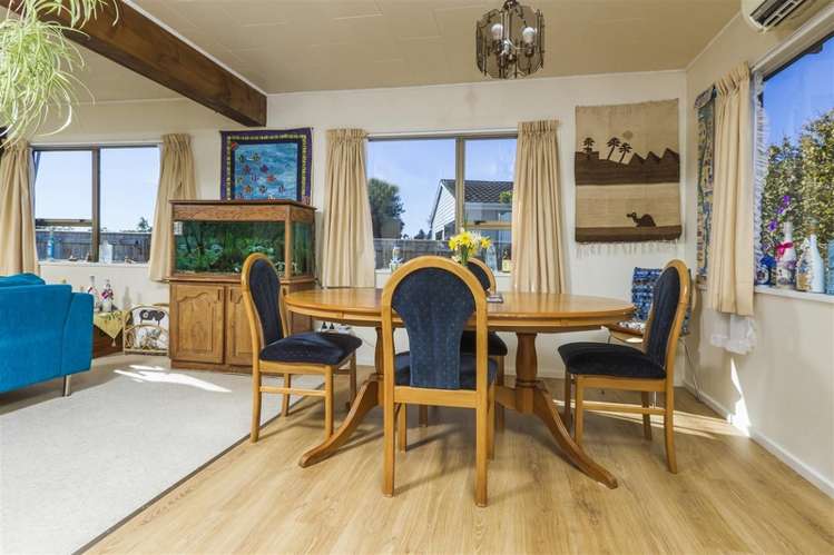 7 Tresillian Avenue Marybank_6