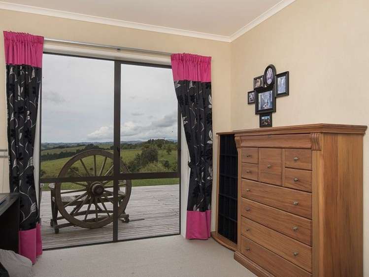 402 Highway Pukekawa_8