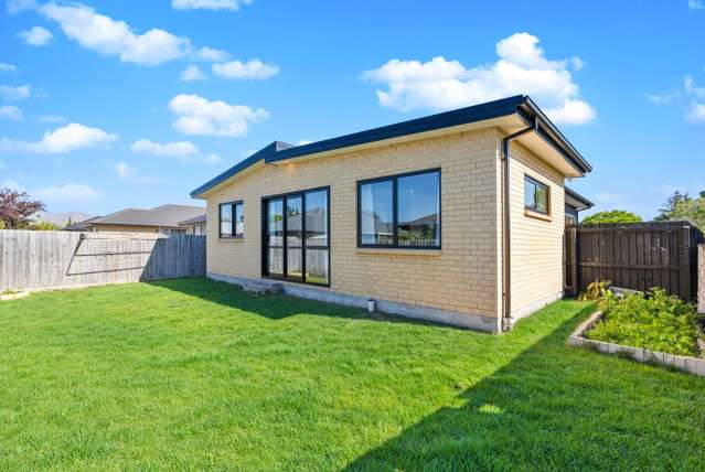 1 Youngston Lane Woolston_2