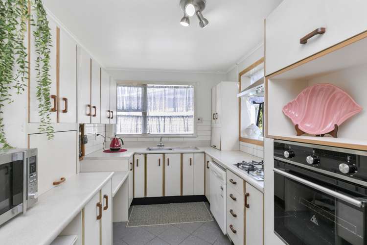 22 Cotswold Crescent Newlands_8