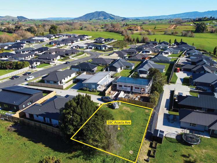 18C Acacia Avenue_2