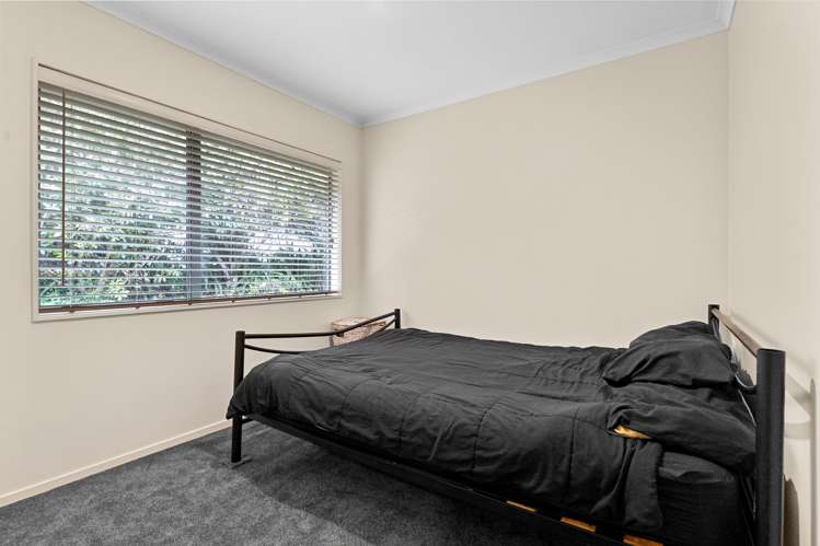 6 Araminta Place Beachlands_13