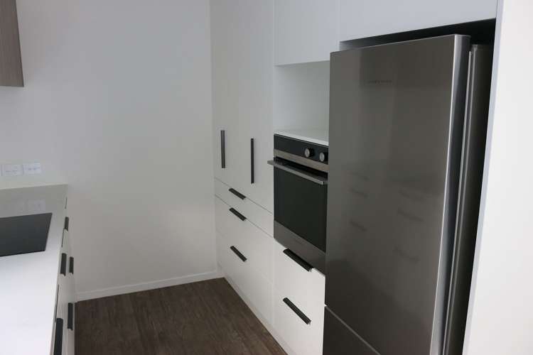 87 Grant Road Thorndon_8