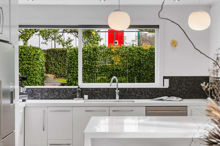 13 Brewster Avenue Morningside_11