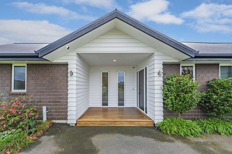 2 Highworth Crescent_1
